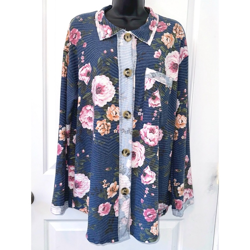 Lovely J blue floral print collared long sleeve button down shirt